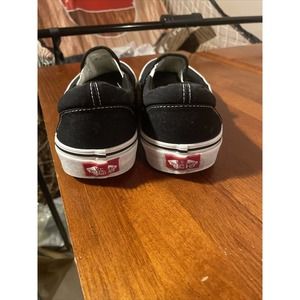 Vans Classic Slip-On Black / White, Size 9.5